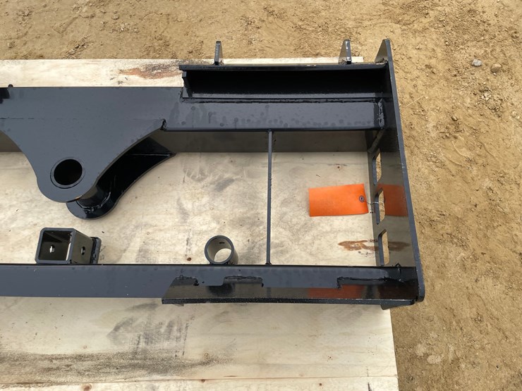 #2005-•-new-wolverine-pallet-fork-frame-image-14