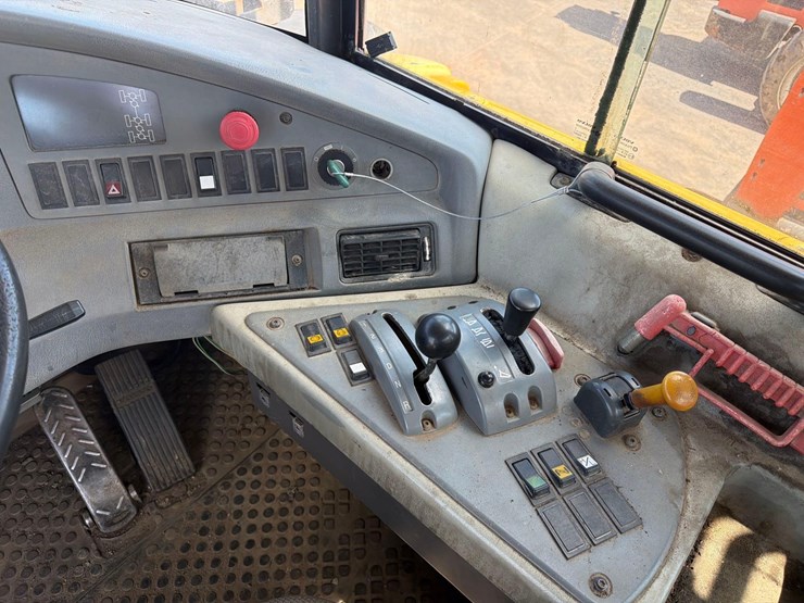 volvo-a40d-image-13