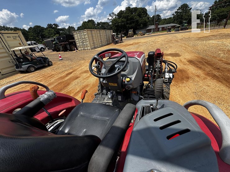 massey-ferguson-1749-image-9
