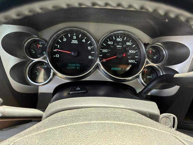 2012-gmc-sierra-2500-image-21