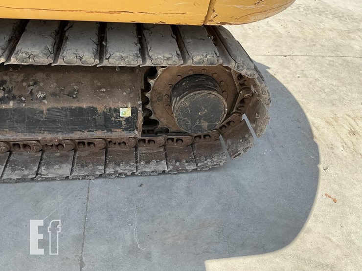 2018-caterpillar-307e2-image-9