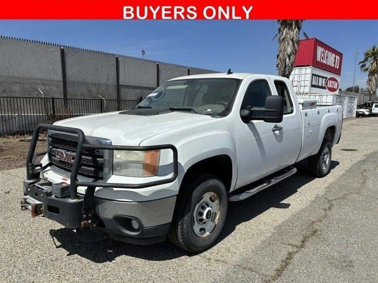 2012-gmc-sierra-2500-image-1