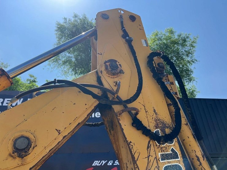 john-deere-310d-image-16