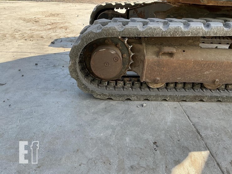 2019-yanmar-vio35-6a-image-10