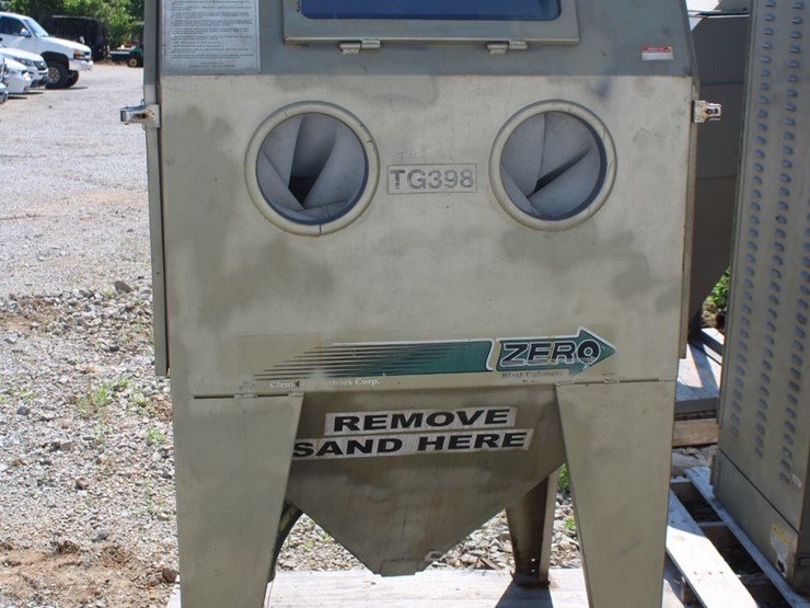 2003-clemco-industries-zero-blast-cabinet,-sand-blaster-with-filteration-system-image-3