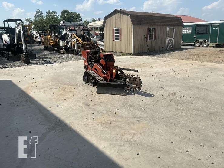 2017-ditch-witch-c24x-image-6