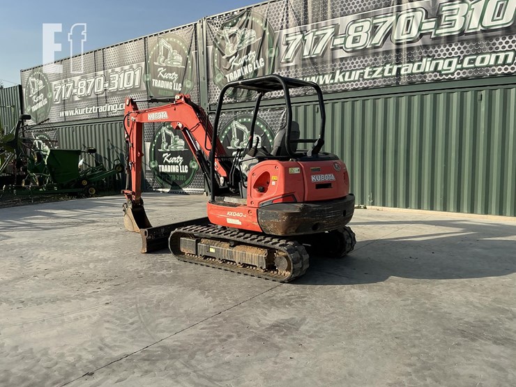 2015-kubota-kx040-4-image-2