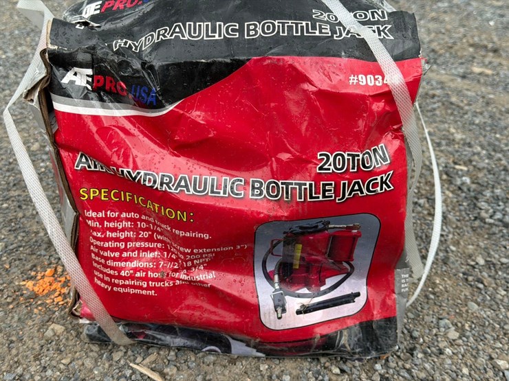 new-20-ton-air-hydraulic-bottle-jack-new-support-equipment-image-1