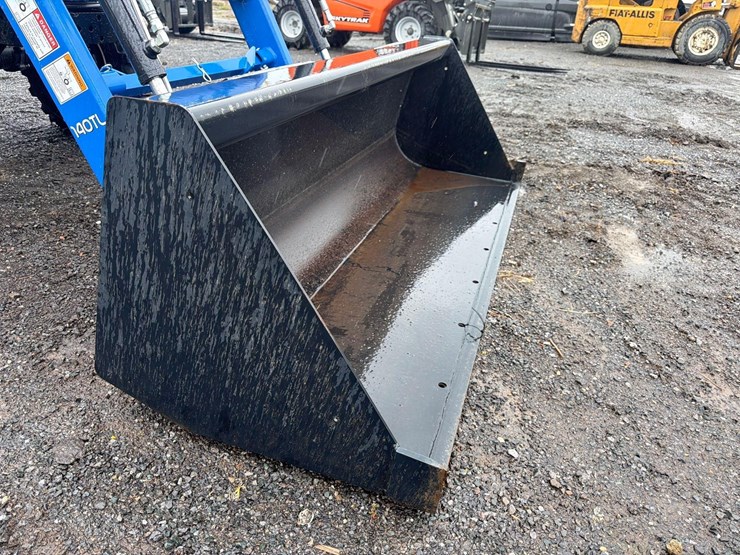 new-holland-workmaster-35-image-10