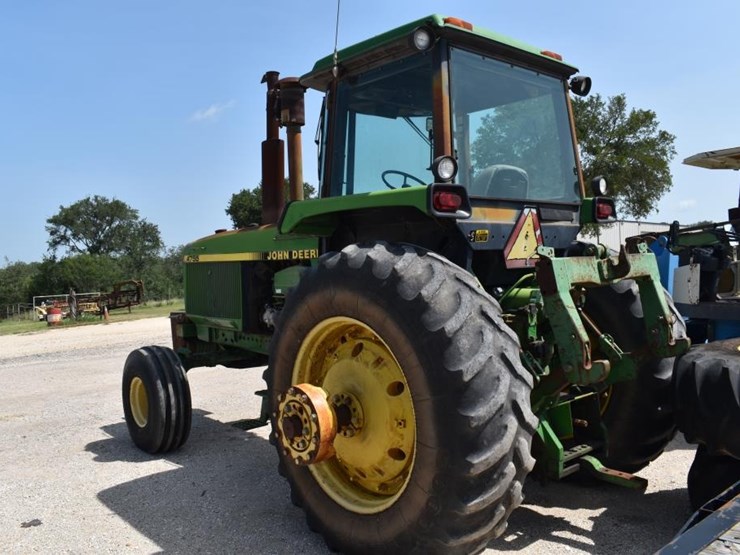 john-deere-4755-image-11