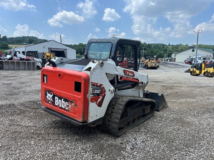 2022-bobcat-t550-image-6