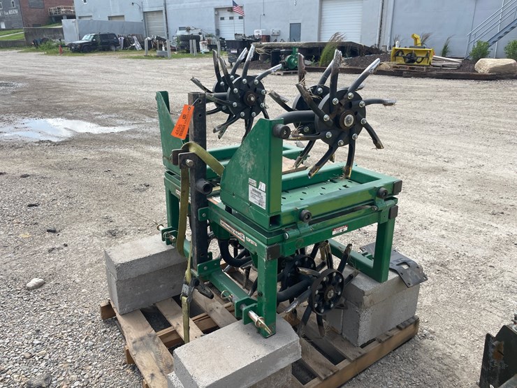 #4885-•-billy-goat-aet60-60"-towable-aerator-image-1