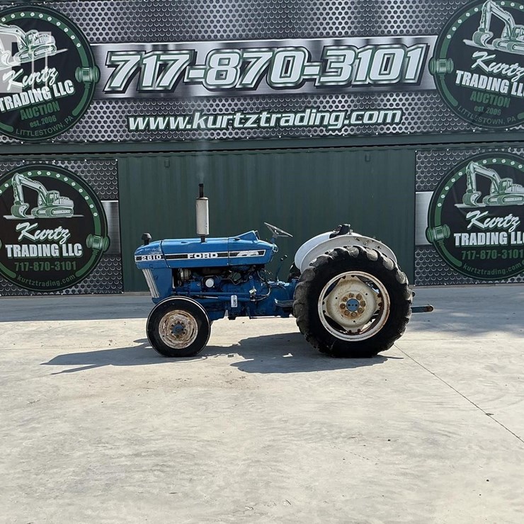 1987 FORD 2810