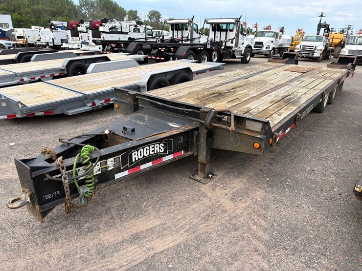 2013-rogers-tag21-28/102/02xsp-tagalong-trailer-vn:1rbt35209dar25983-image-1