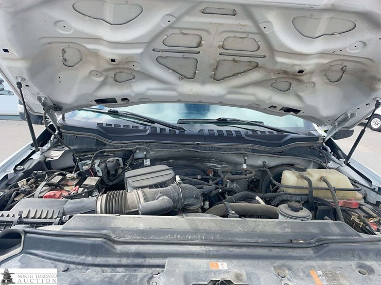2021-ford-f250-image-10