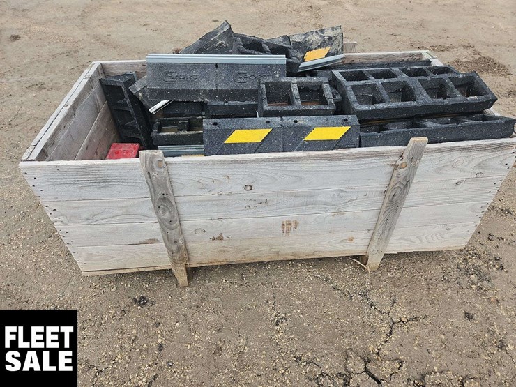 1-crate-of-c-port-pipe-supports-image-3