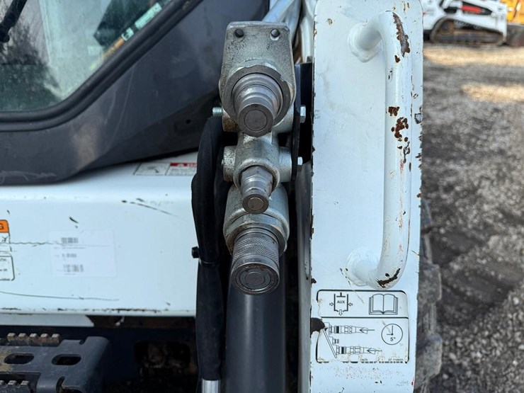 2016-bobcat-s450-image-11