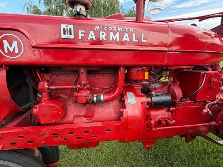 1945-farmall-m-image-28