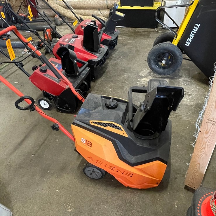 #7926 • Ariens S18 Snow Blower