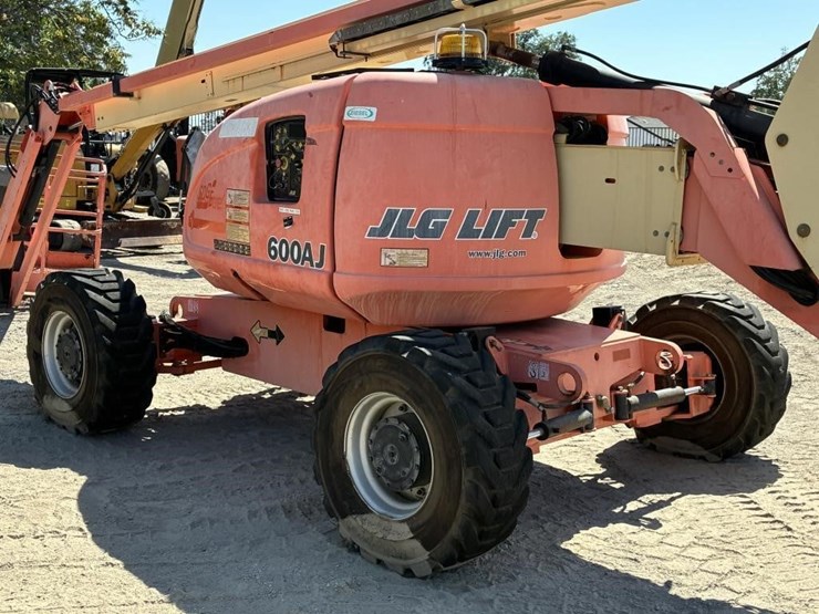 2005-jlg-600aj-image-17