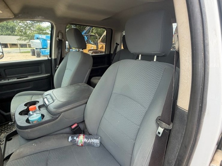 2013-dodge-ram-2500-image-39