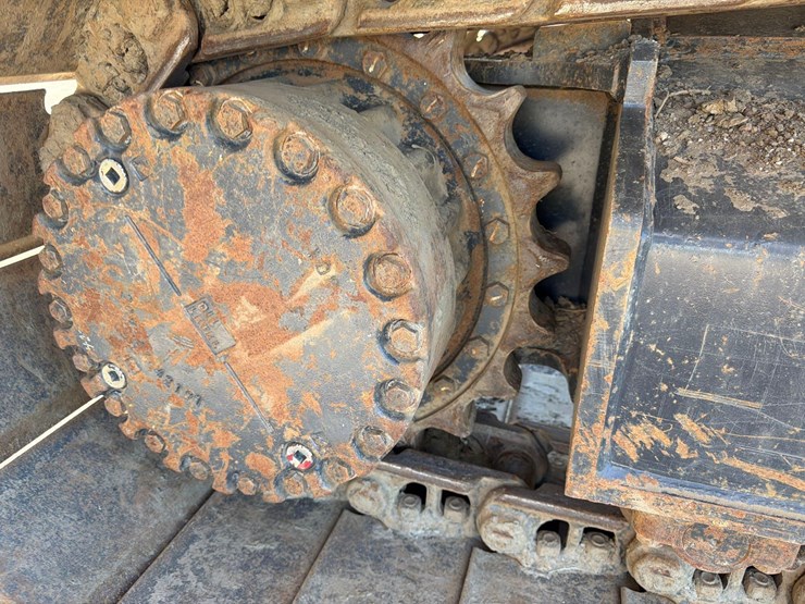 komatsu-pc238us-lc-11-image-15