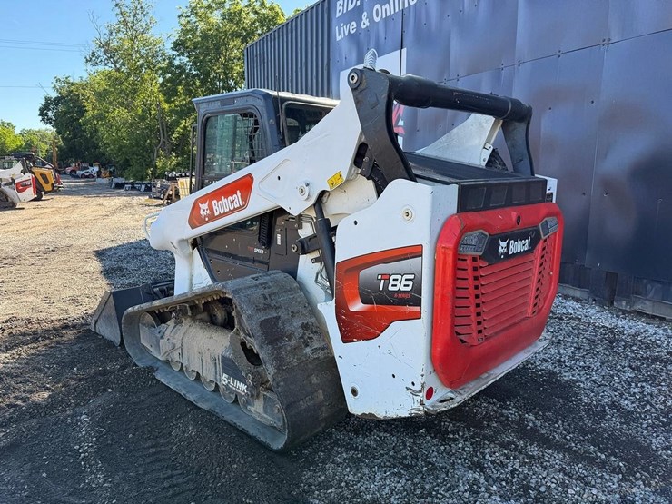 2025-bobcat-t86-image-2