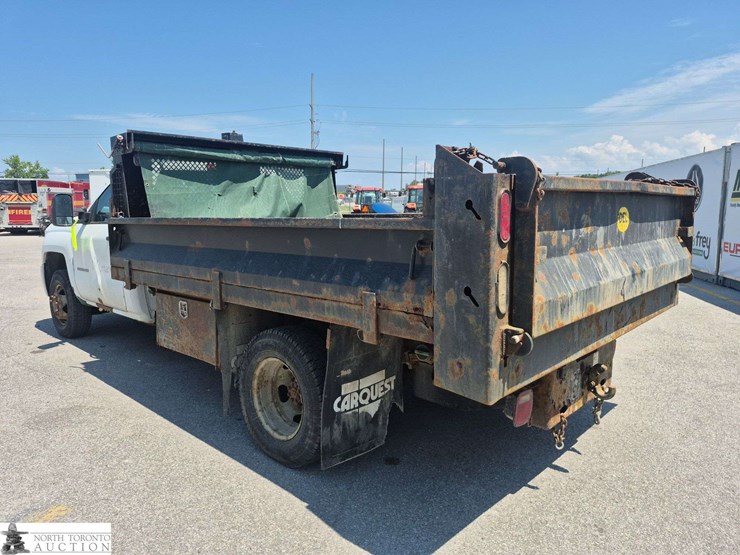 2015-chevrolet-silverado-3500hd-image-7