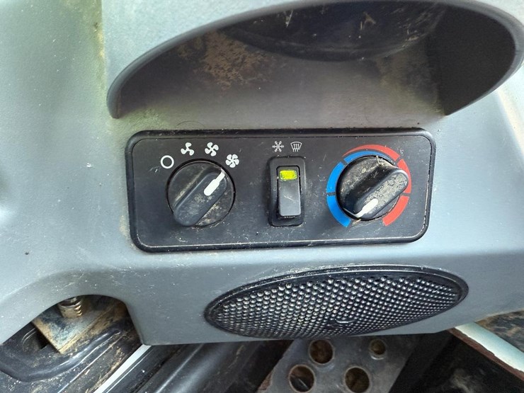 2023-bobcat-s510-image-23