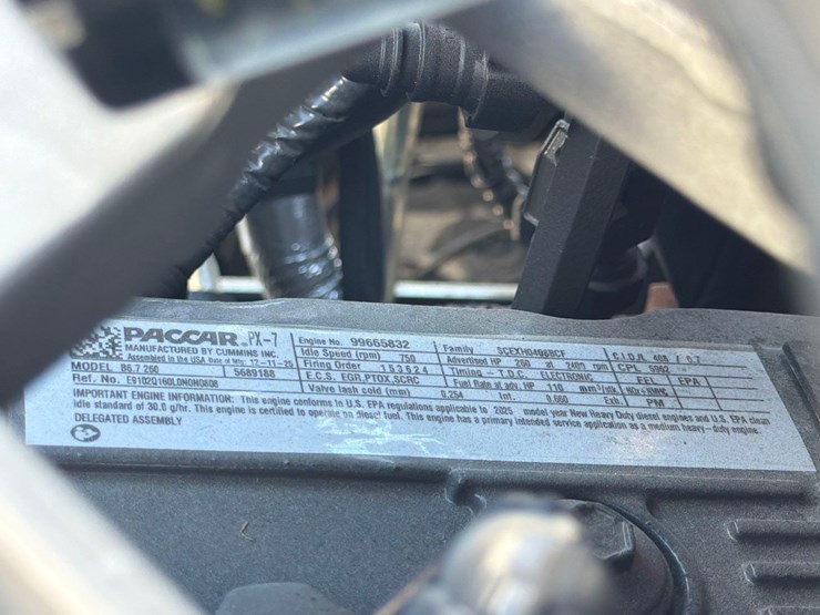 2027-peterbilt-536-image-28
