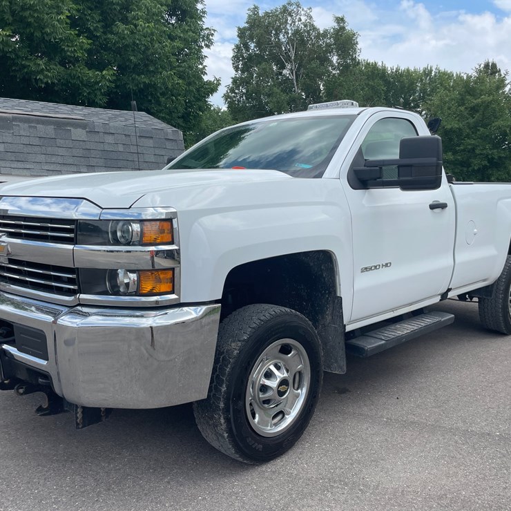 2017 CHEVROLET 2500