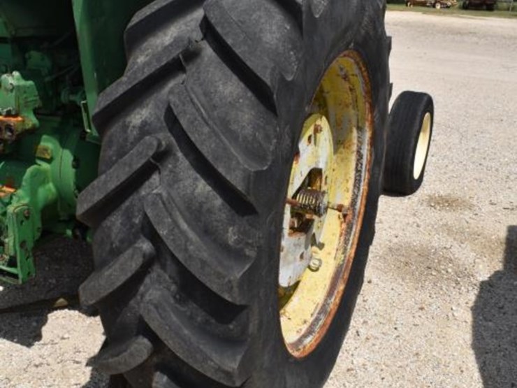 john-deere-4230-image-6