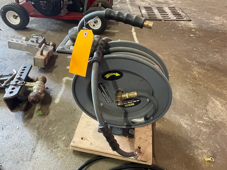 #7916-•-performax-3/8"-by-25'-air-hose-reel-with-air-hose-image-2