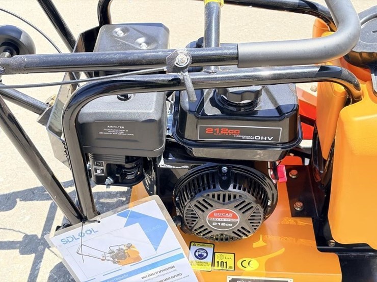 sdlool-sl90-vibratory-plate-compactor-image-6