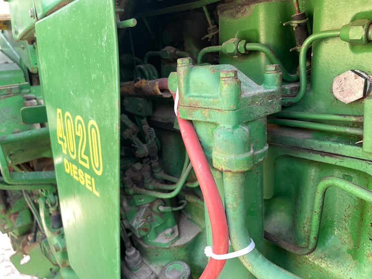 john-deere-4020-image-29