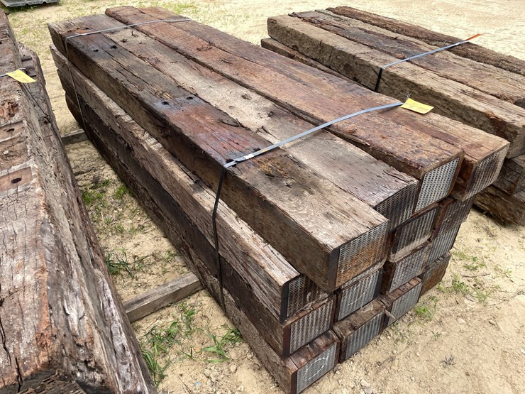 #3452-•-bundle-of-(16)-railroad-ties-image-3