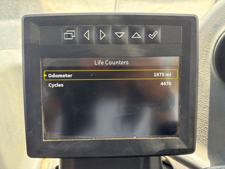 2024-deere-260p-image-16