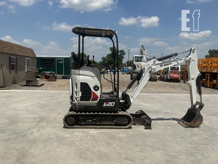 2022-bobcat-e20-image-5