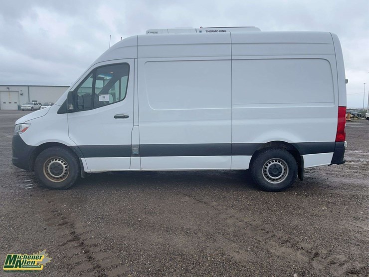 2021-mercedes-benz-sprinter-c240-turbo-diesel-cargo-van-image-6