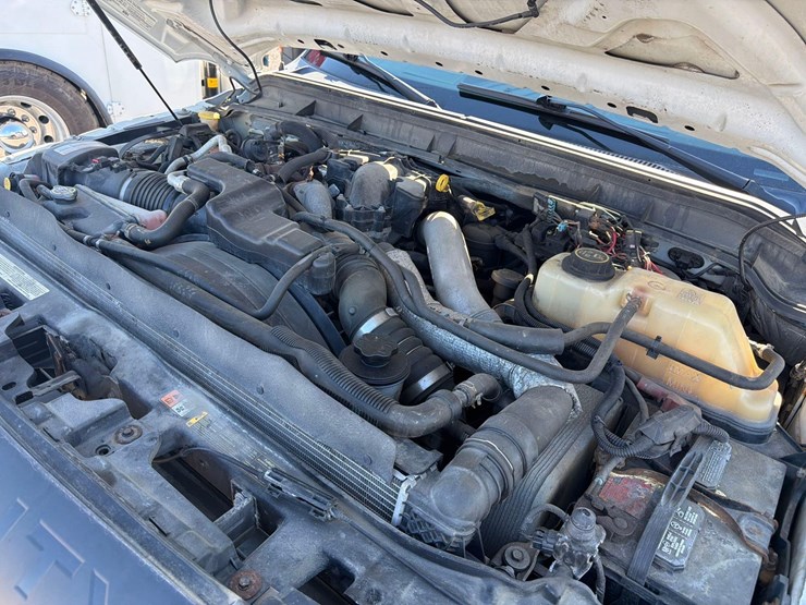2016-ford-f550-image-27