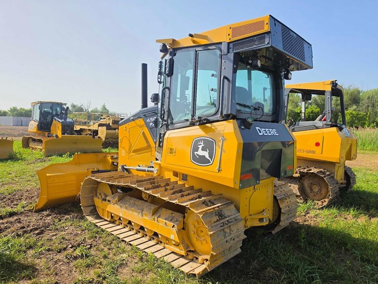 2026-deere-450-lgp-image-5