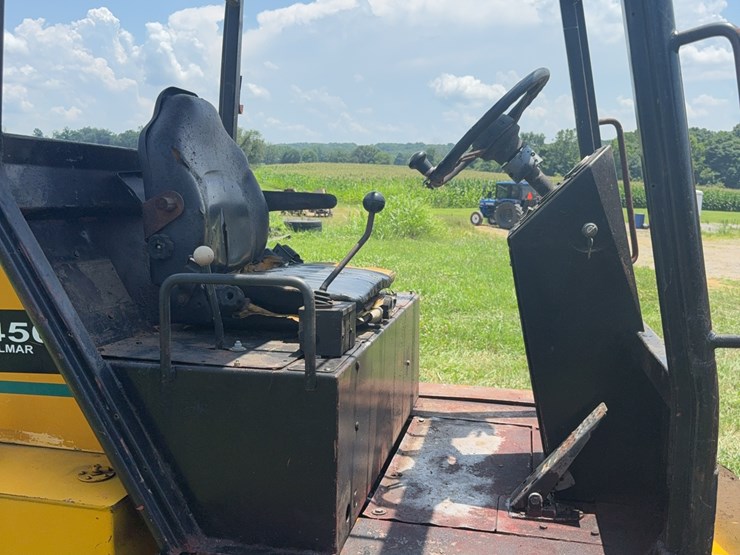 wrangler-4500-loader-image-9