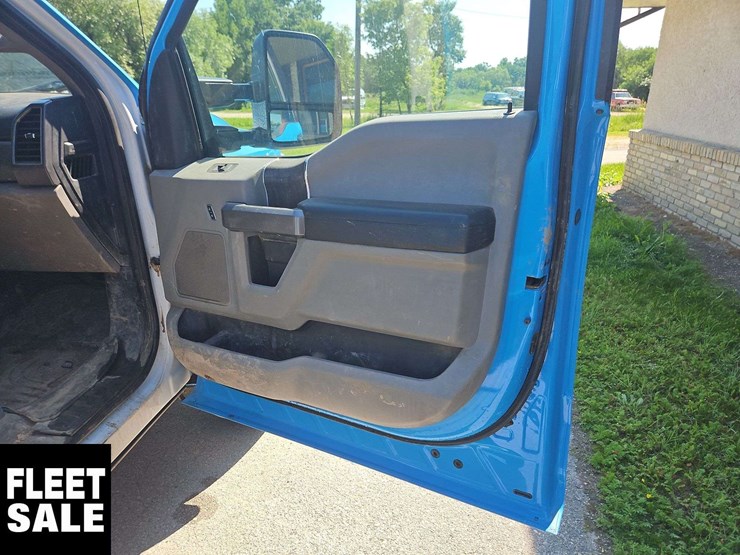 2020-ford-f250-image-25