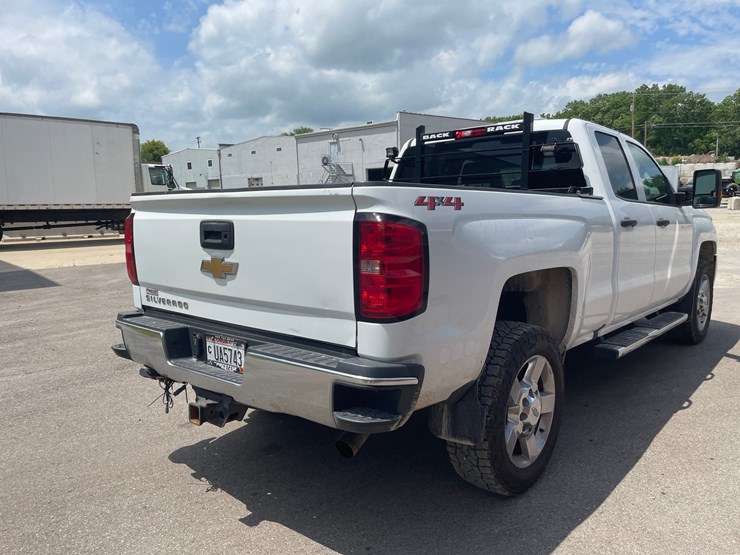 2019-chevrolet-2500-image-5