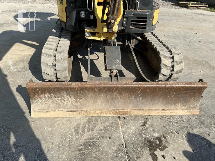 2019-yanmar-vio35-6a-image-11