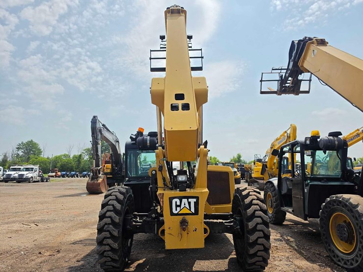 caterpillar-tl1055-image-6