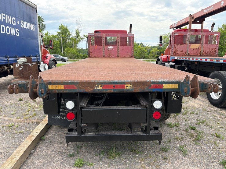 2013-kenworth-t880-image-5