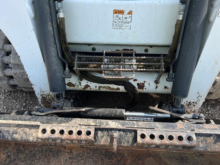 bobcat-t630-image-11