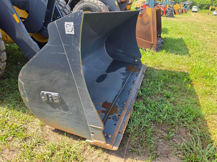 2026-deere-544p-image-12