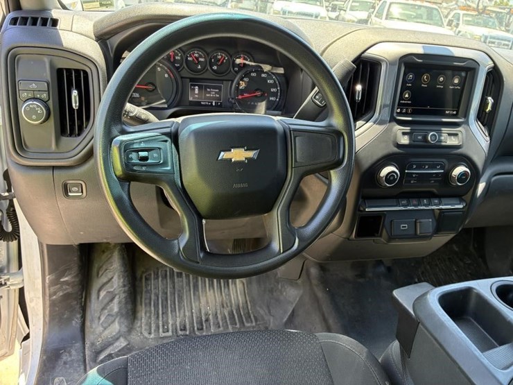 2019-chevrolet-silverado-1500-image-14